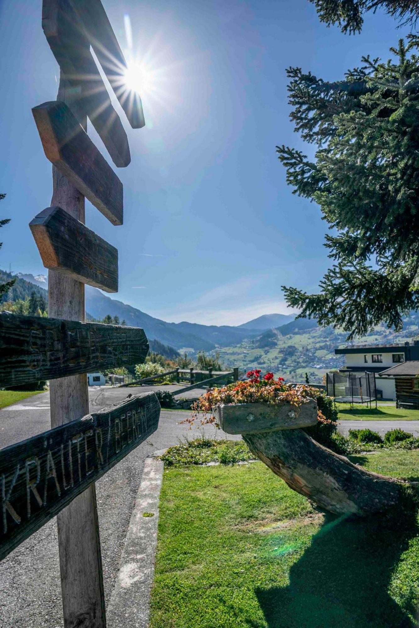 Ferienwohnungen Monja Und Dietmar Thoeni Arzl im Pitztal Ngoại thất bức ảnh