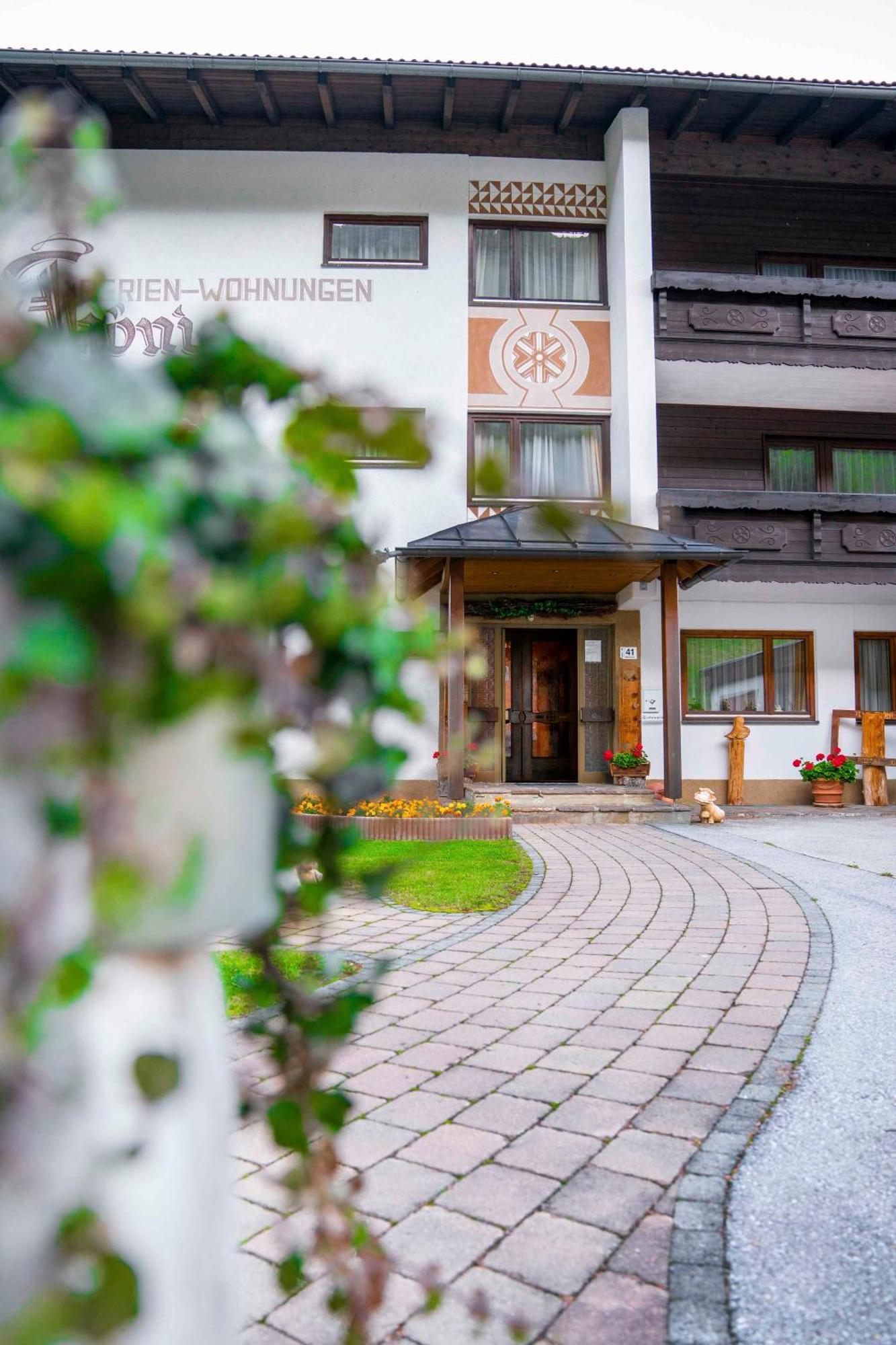 Ferienwohnungen Monja Und Dietmar Thoeni Arzl im Pitztal Ngoại thất bức ảnh