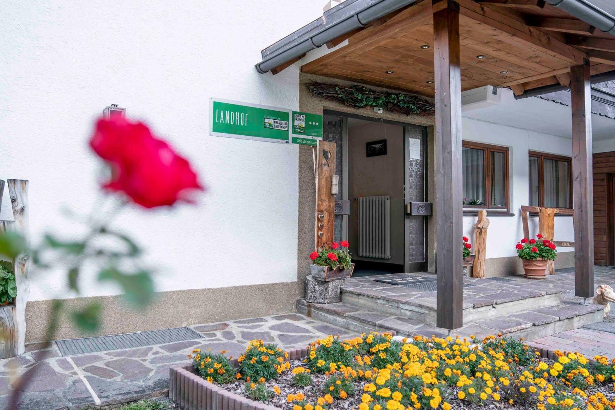 Ferienwohnungen Monja Und Dietmar Thoeni Arzl im Pitztal Ngoại thất bức ảnh